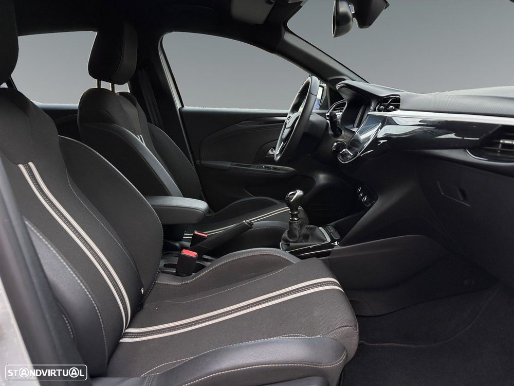 Opel Corsa 1.2 T GS - 16