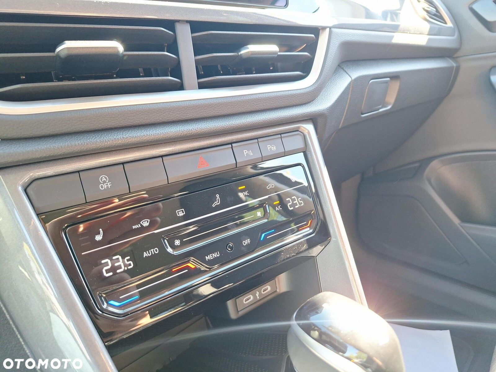 Volkswagen T-Roc 1.5 TSI Final Edition DSG - 23
