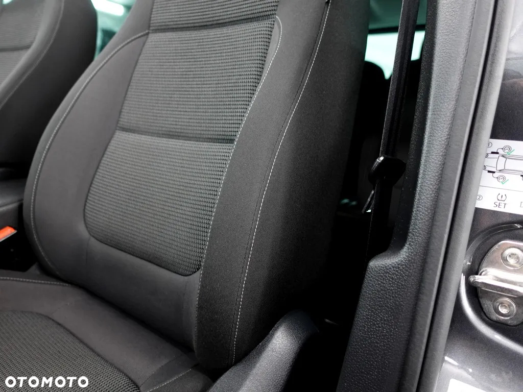 Volkswagen Sharan 2.0 TDI BMT Comfortline DSG - 16