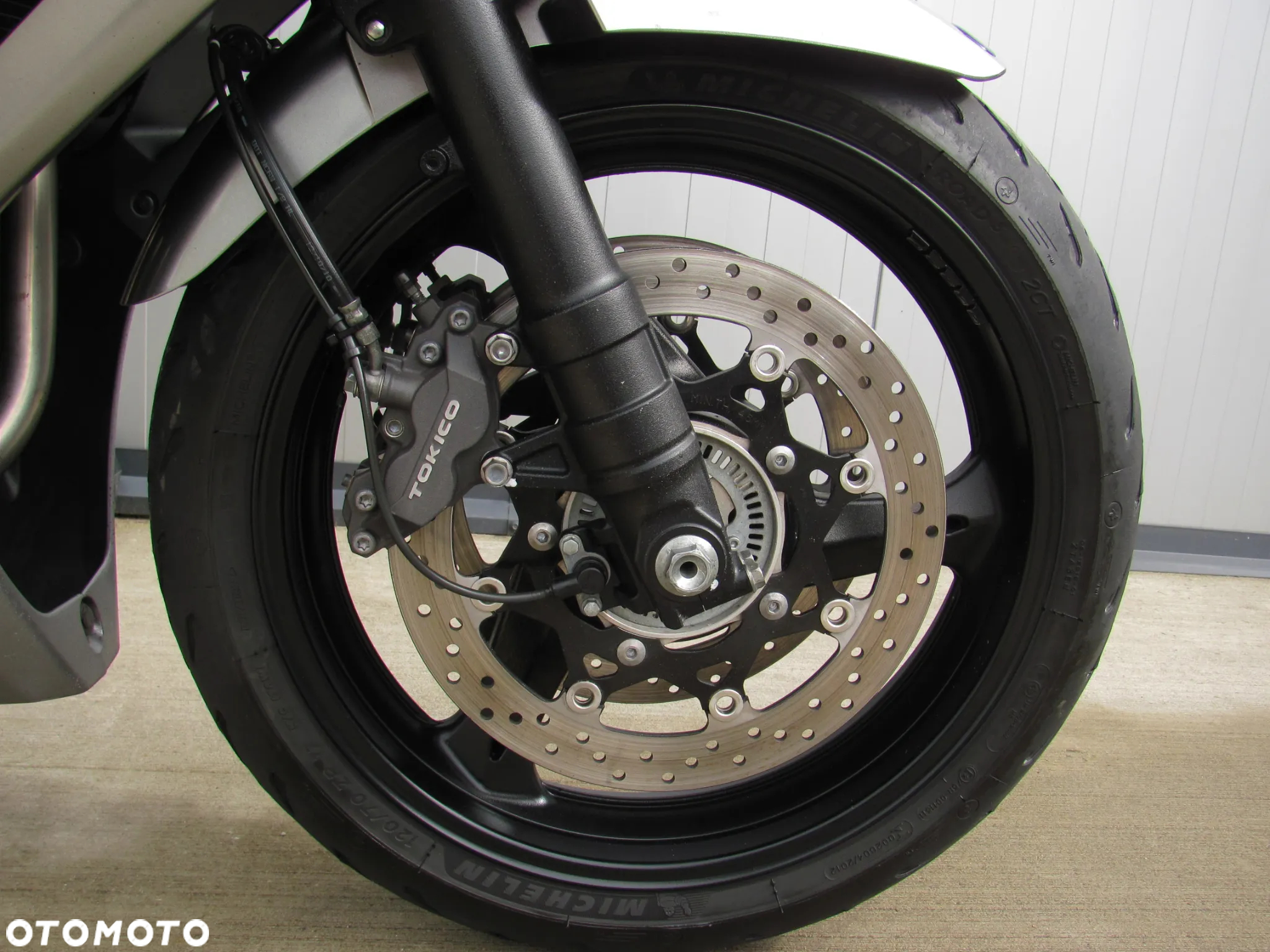 Suzuki GSX - 18