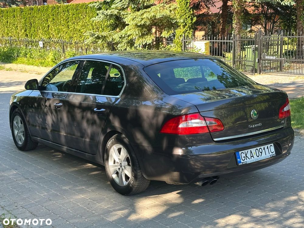 Skoda Superb 1.8 TSI Ambition - 4