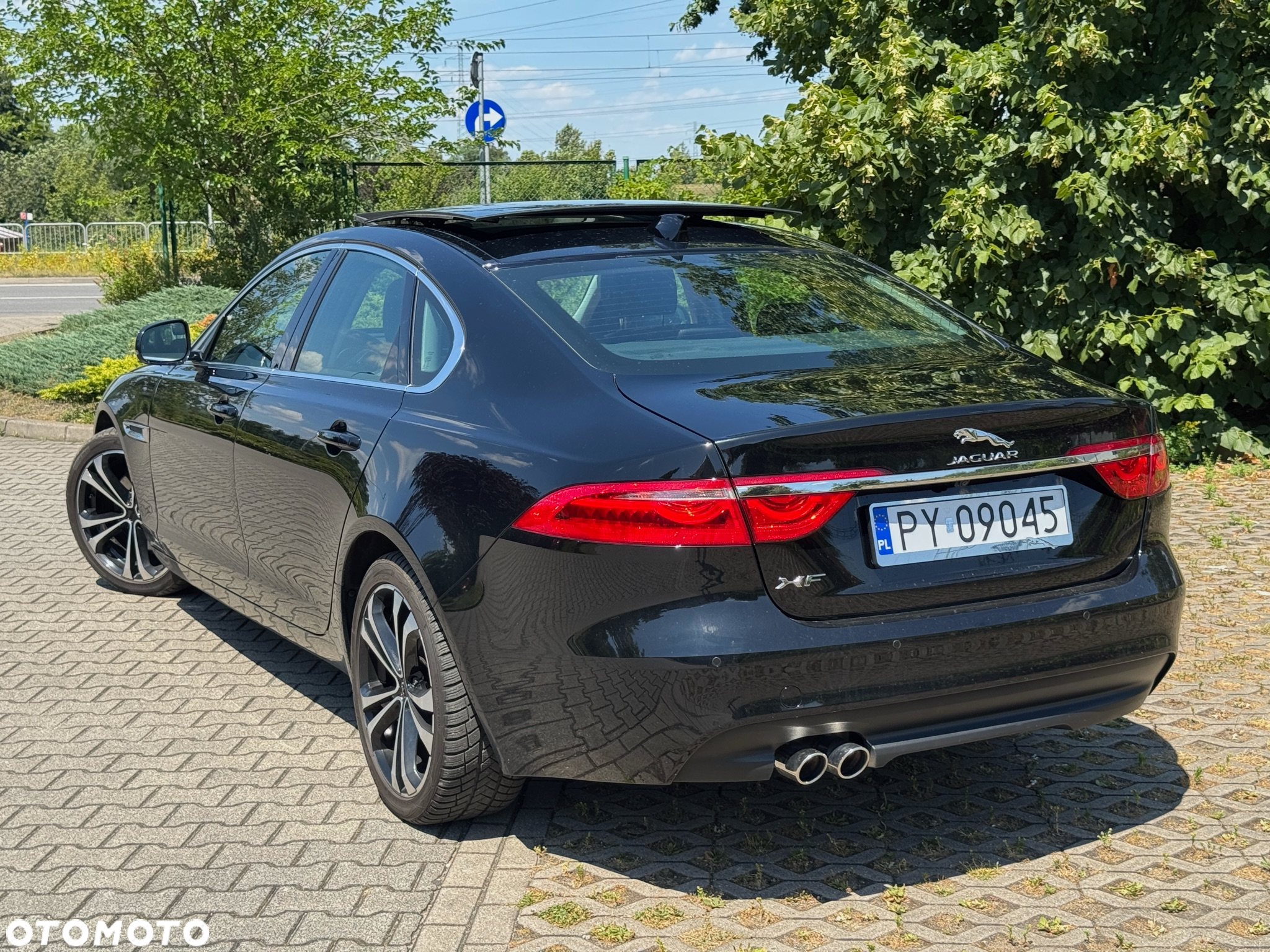 Jaguar XF 2.0 i4D Prestige - 6