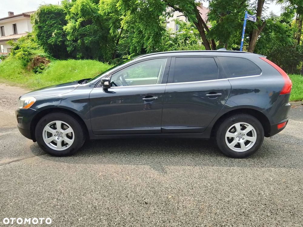 Volvo XC 60 D4 Geartronic Momentum - 17