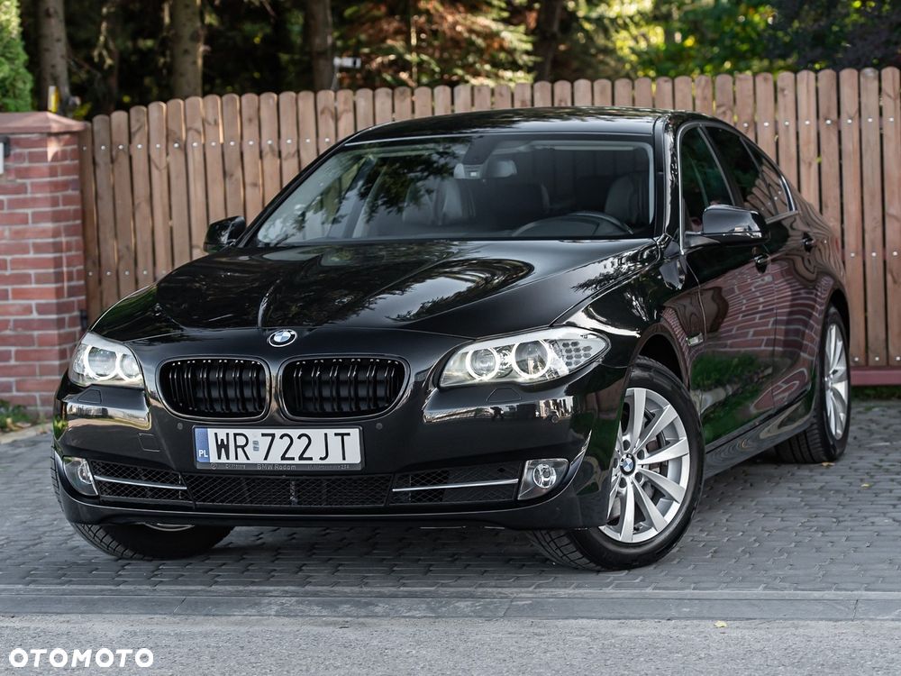 BMW 5 Series 2013 photo 2