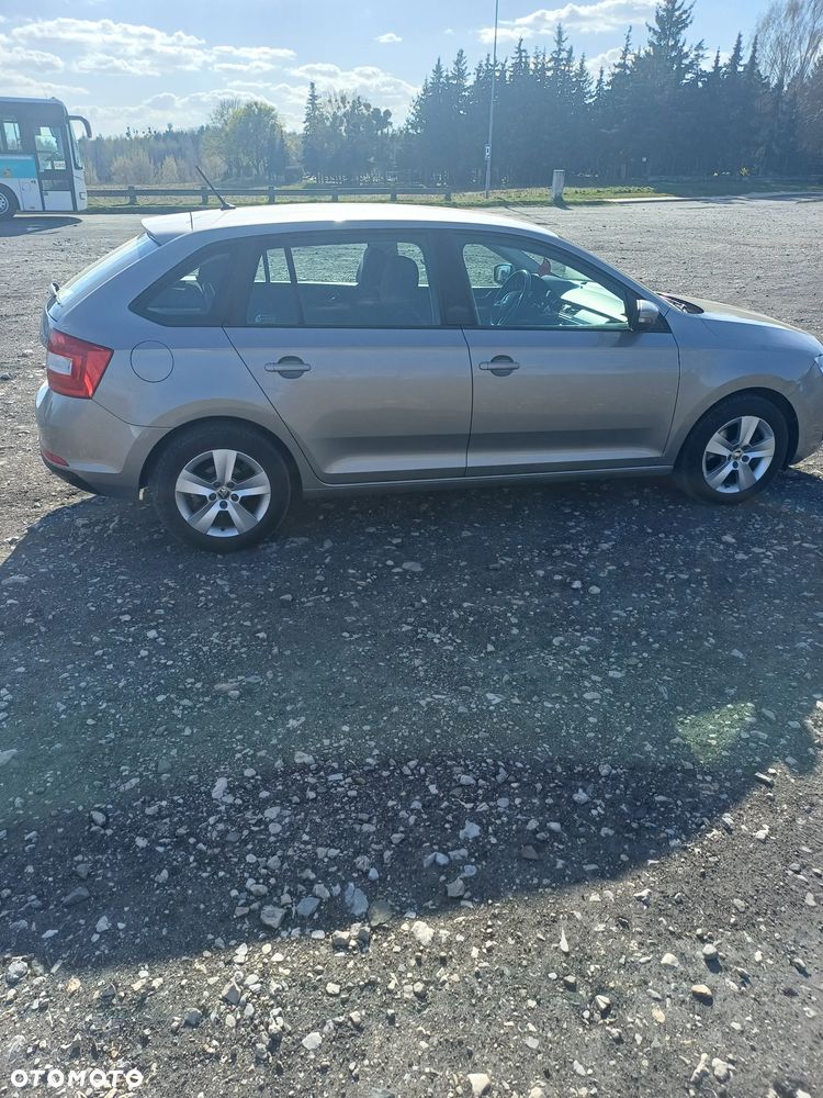 Skoda RAPID 1.2 TSI Ambition - 4