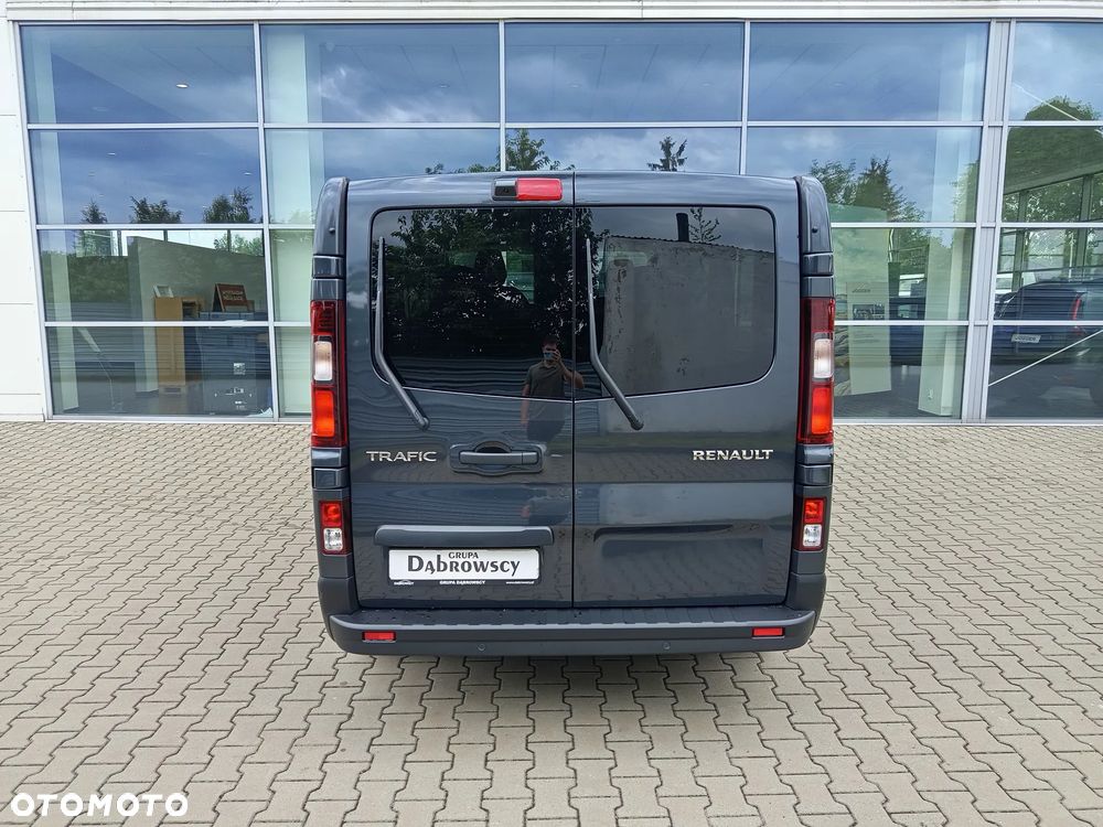 Renault Trafic Grand 2.0 dCi - 15