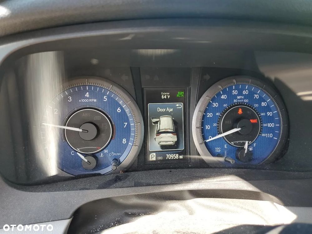 Toyota Sienna 3.5 V6 XLE AWD - 11
