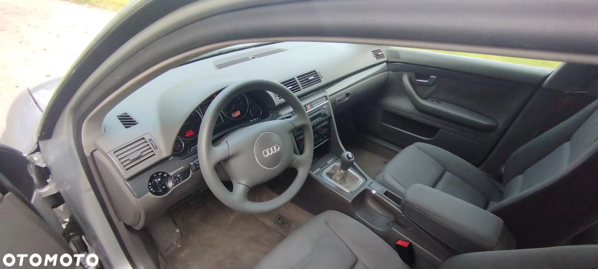 Audi A4 2.0 - 5