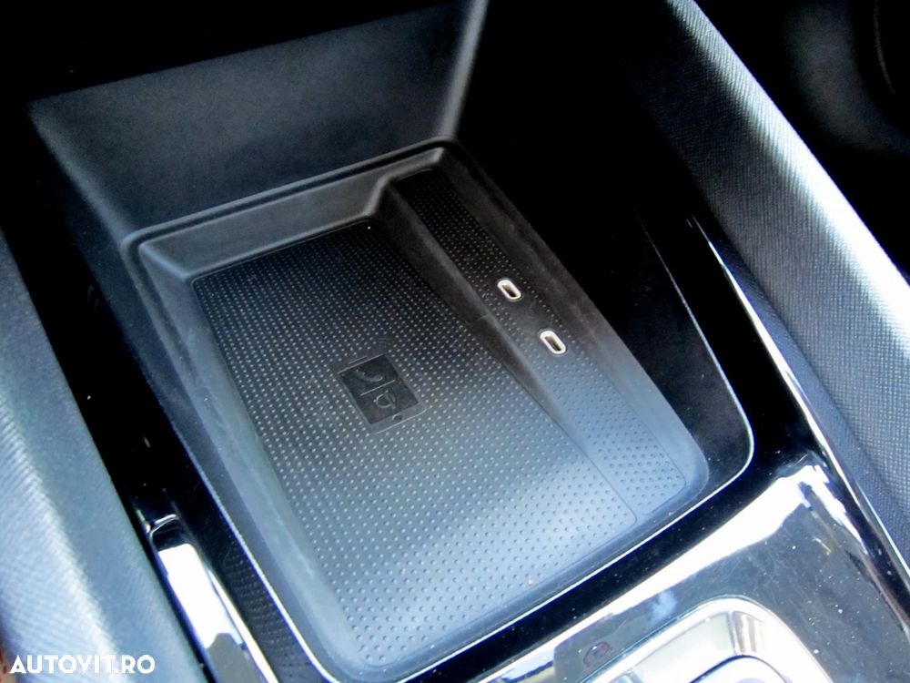 Skoda Octavia 2.0 TDI STYLE DSG - 29