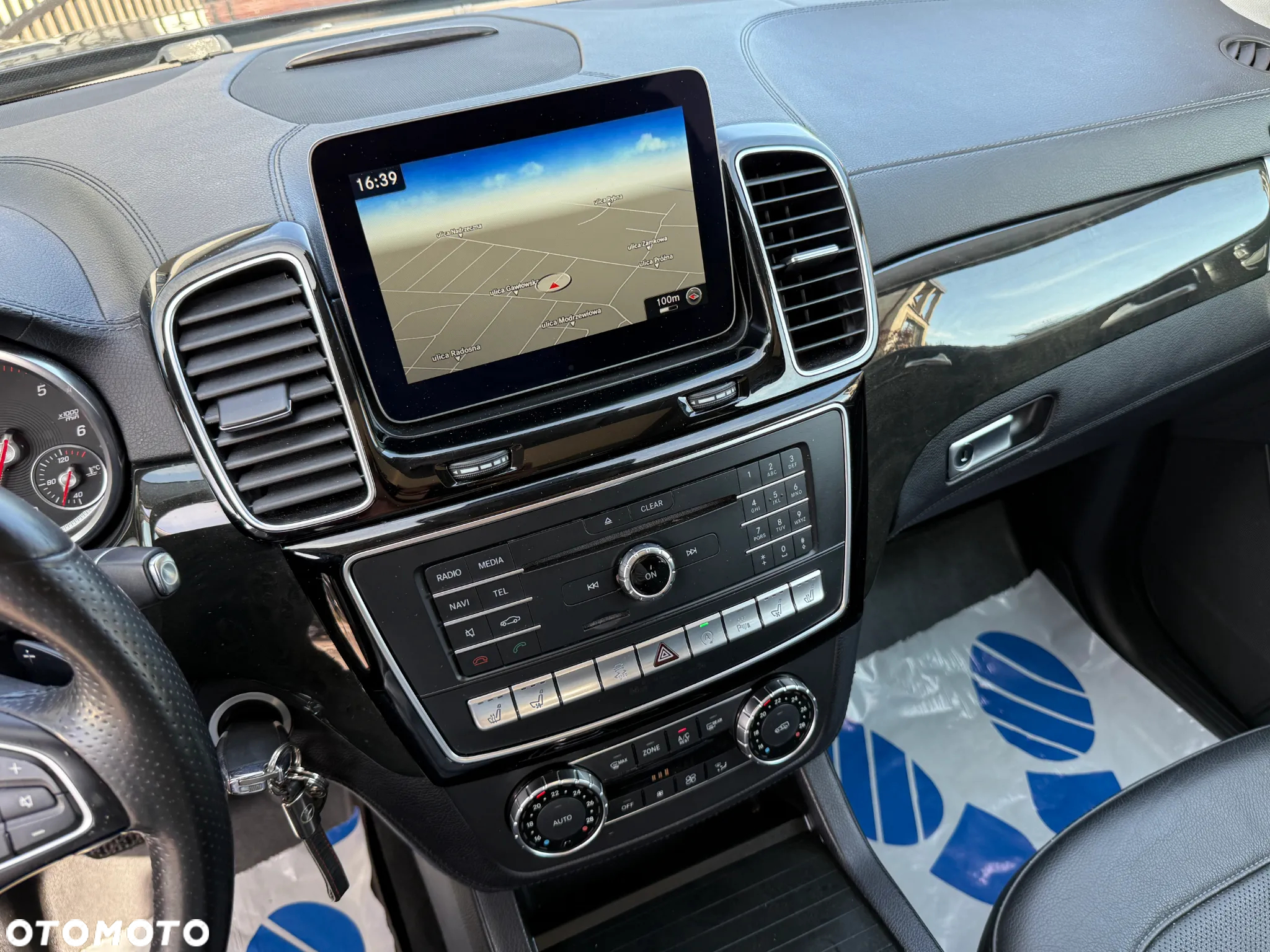 Mercedes-Benz GLE 350 d 4-Matic - 16