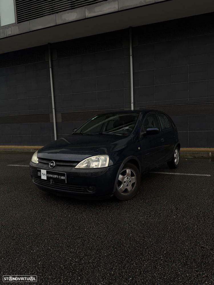 Opel Corsa 1.2 16V Confort - 1