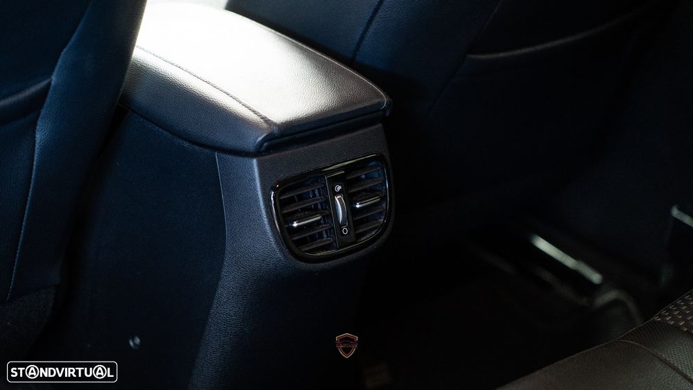 Kia XCeed 1.0 T-GDI Tech - 33