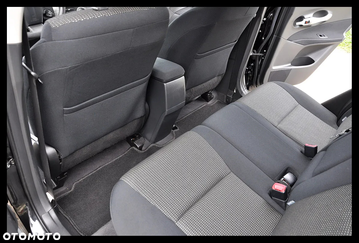 Toyota Auris 1.6 Edition - 26