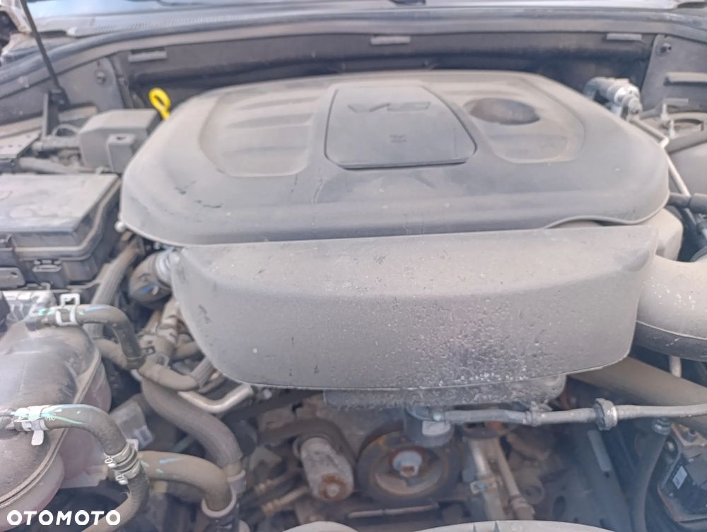 Jeep Grand Cherokee - 36