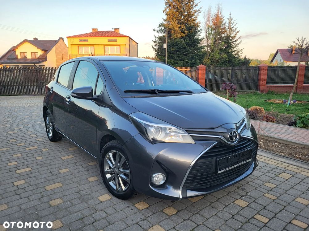 Toyota Yaris 1.33 Premium - 5