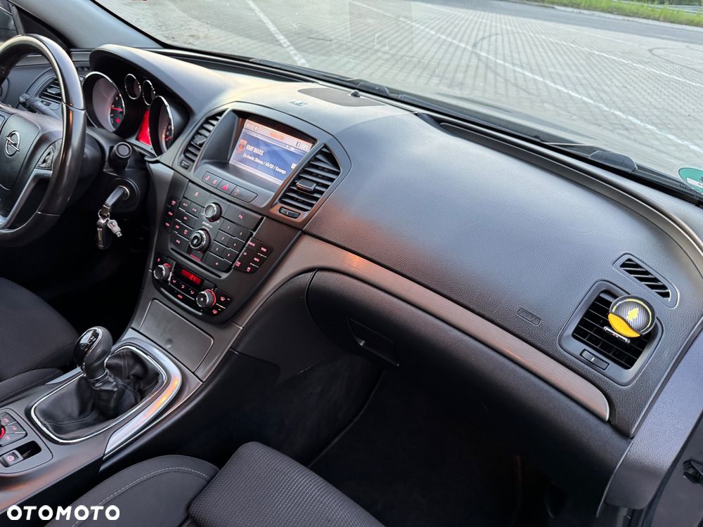 Opel Insignia 1.8 Cosmo - 23