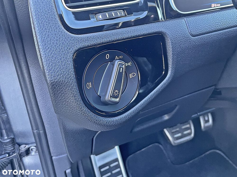 Volkswagen Golf VII 1.4 TSI Plug-In-Hybrid GTE - 21