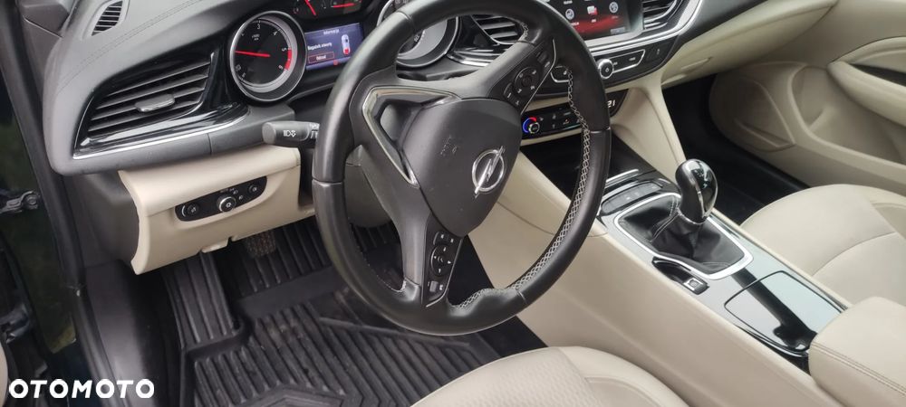 Opel Insignia 2.0 CDTI Exclusive S&S - 16