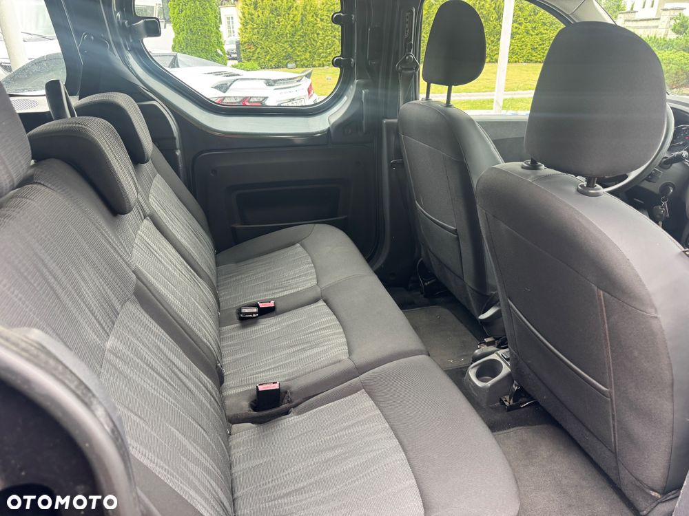 Dacia Dokker TCe 115 Ambiance - 12