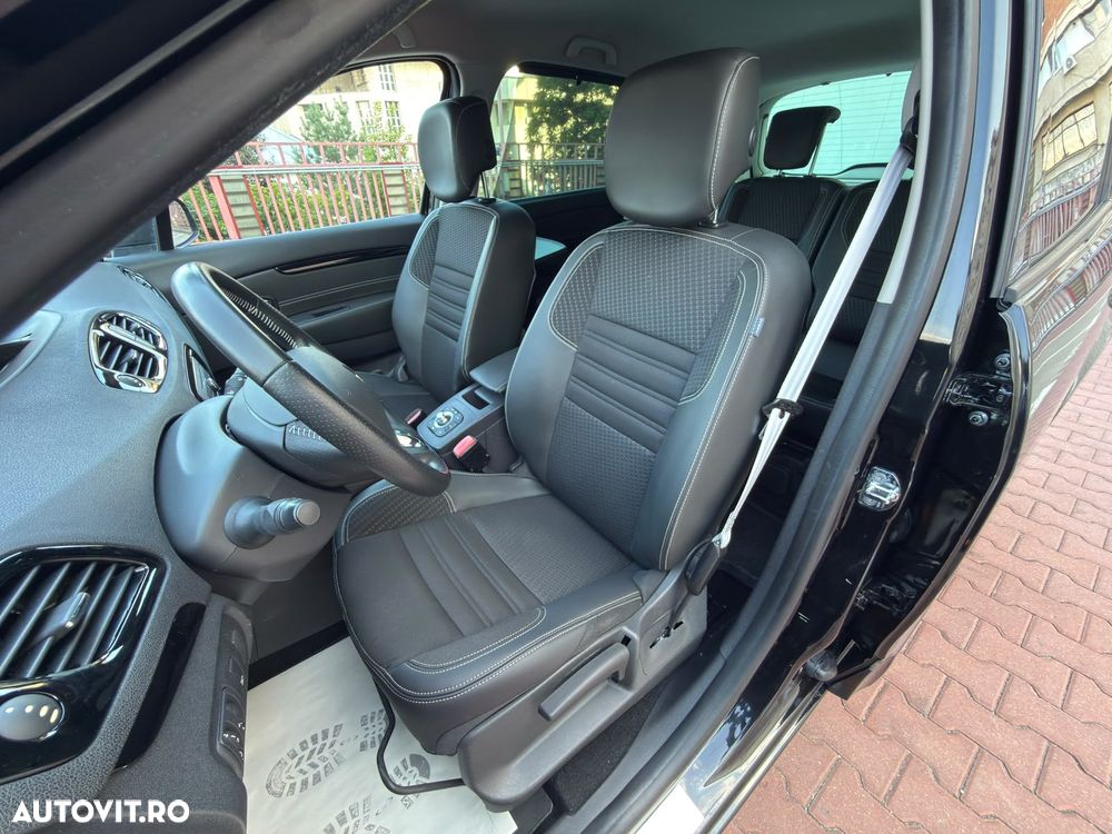 Renault Scenic - 5