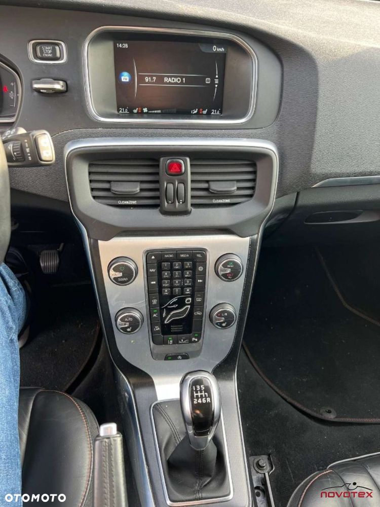 Volvo V40 D2 Ocean Race - 7