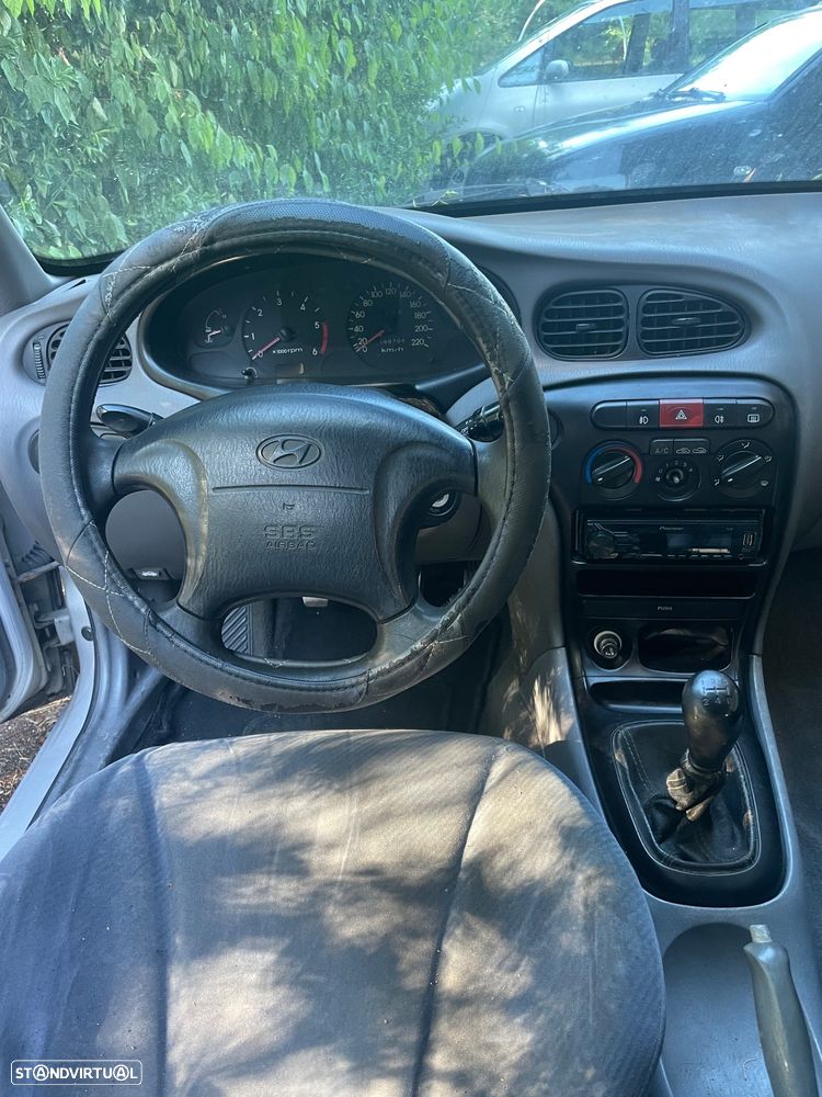 Hyundai Lantra SW Wagon 1.9 D GLS - 6