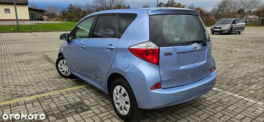 Toyota Verso S 1.4 D-4D Premium - 2