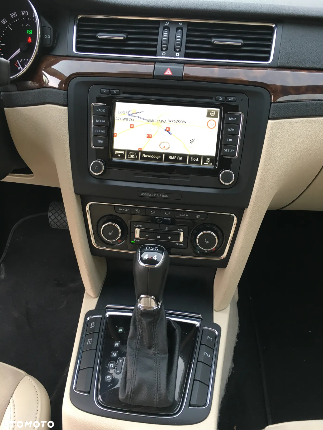 Skoda Superb 2.0 TDI 4x4 Platinum DSG - 25