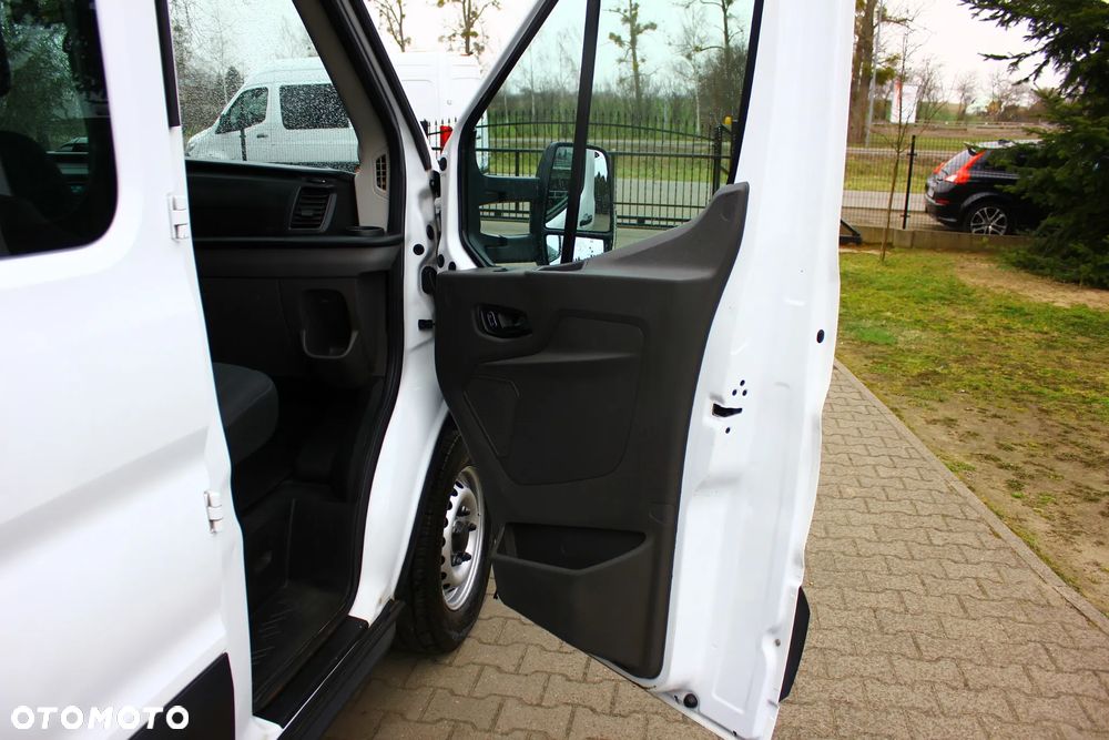 Ford TRANSIT BRYGADÓWKA 2.0 TDCI 130KM 7 OSÓB PAKA PLANDEKA OŚWIETLENIE ROBOCZE - 32