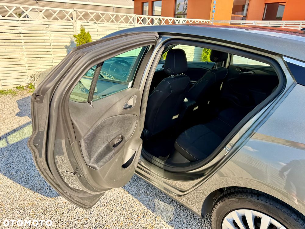 Opel Astra 1.4 T 120 Lat S&S - 34