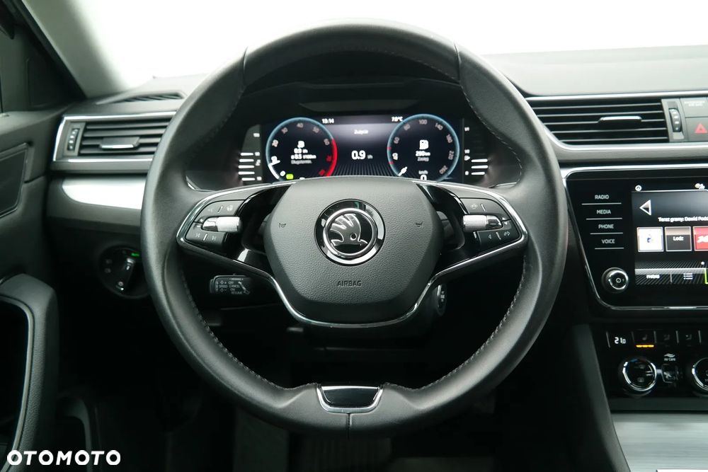 Skoda Superb 2.0 TSI Ambition DSG - 16