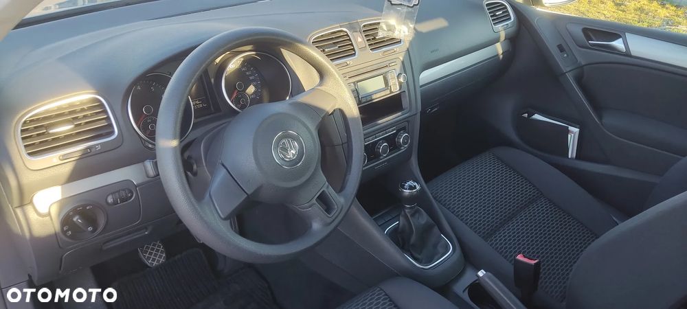Volkswagen Golf 1.6 Team - 10