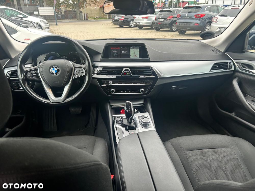 BMW Seria 5 520d - 18