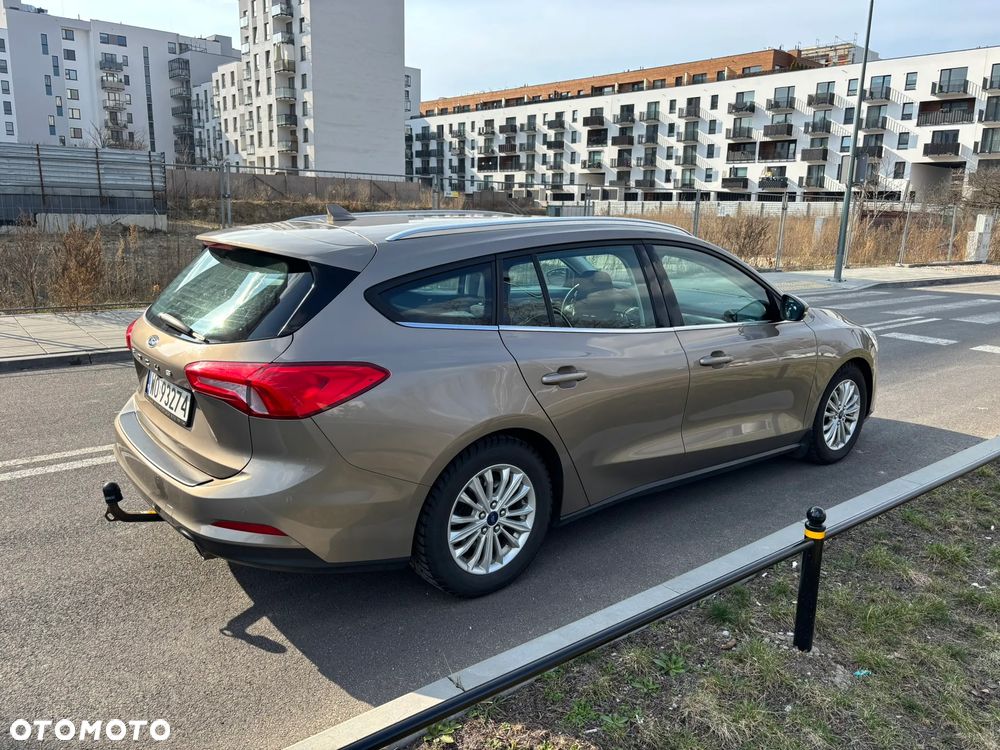 Ford Focus SW 1.0 EcoBoost S&S Business Edition - 9