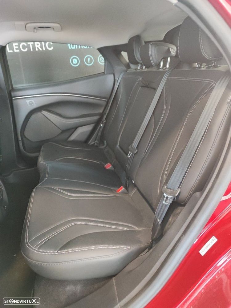 Ford Mustang Mach-E 75.7 kWh Base - 12