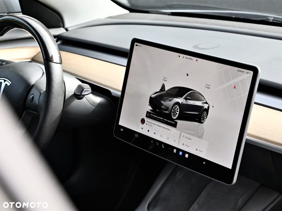 Tesla Model 3 - 10