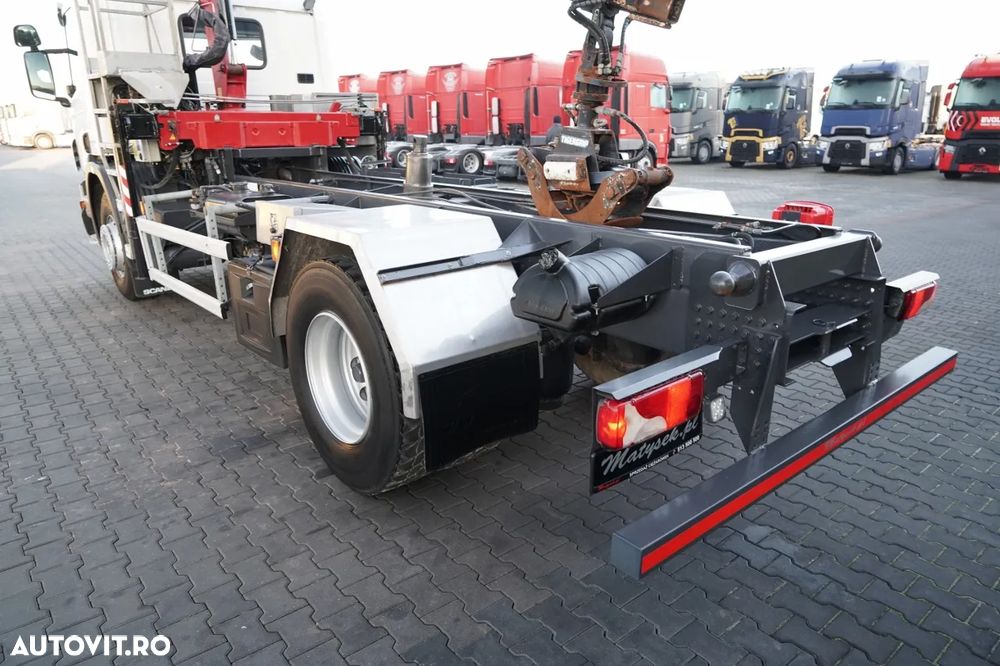 Scania P 280 / 4X2 / ȘASIU - 4,9 M / + HDS HMF 635 / CAPACITATE DE RIDICARE 1.500 KG / ATINGERE MAXIMĂ 6,9 M / GRĂTAR / - 14