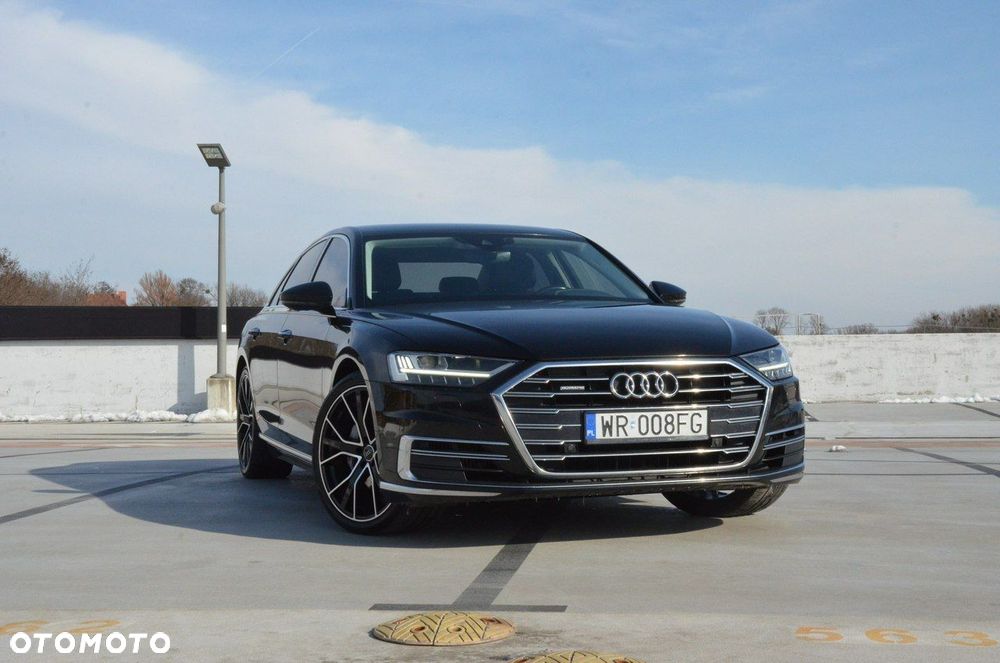 Audi A8 - 8