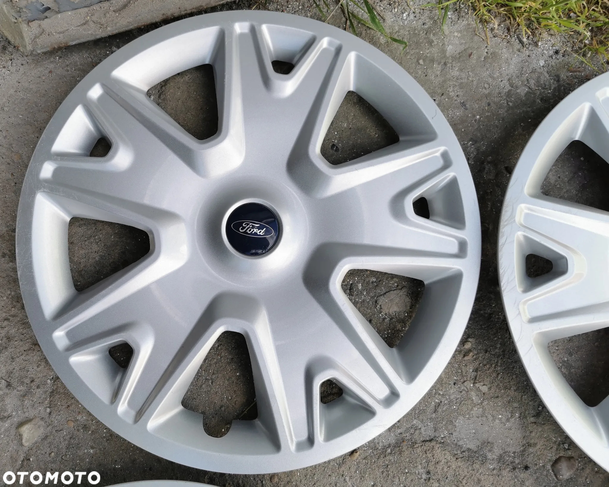 Ford Kuga II mk2 Kołpaki 17" KOMPLET - 4