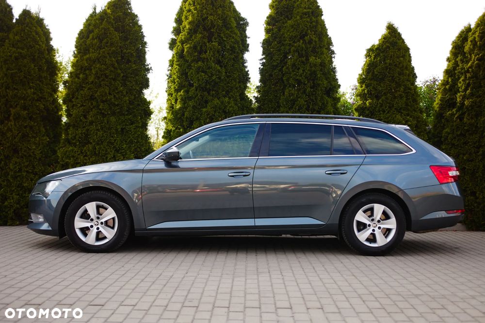 Skoda Superb 2.0 TDI 4x4 Premium Edition - 2