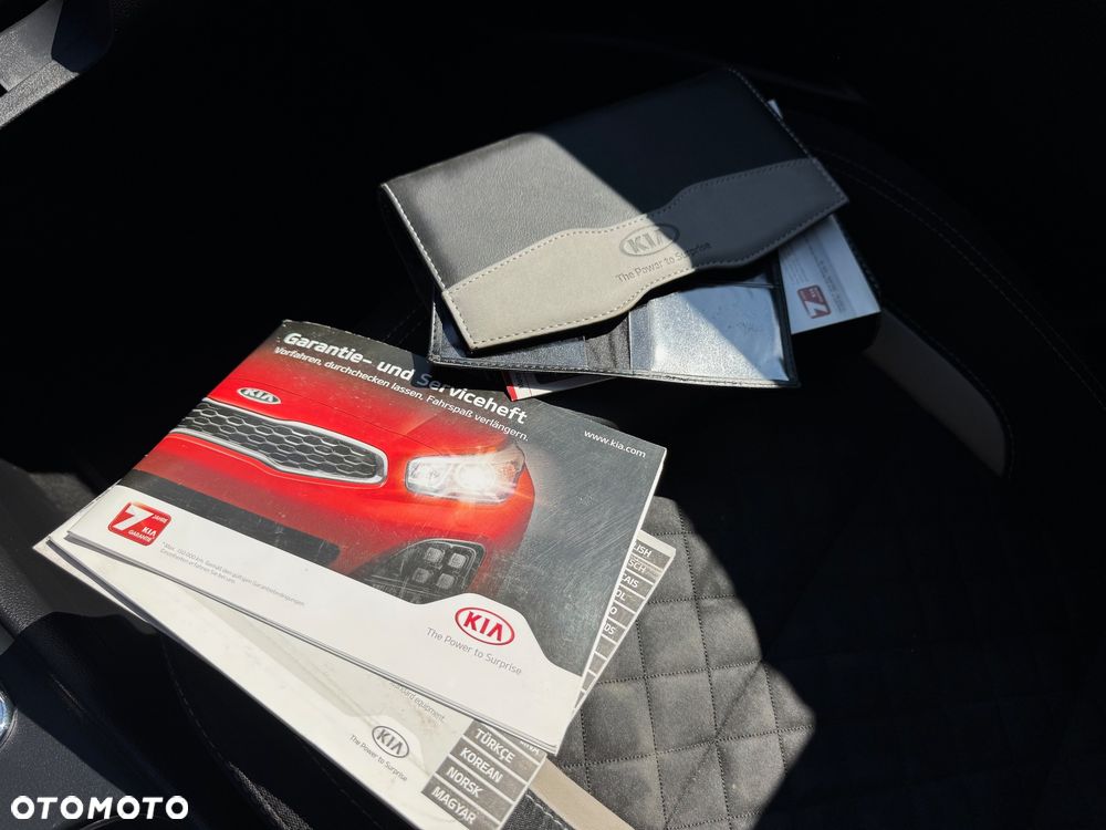 Kia Ceed 1.6 CRDi GT Line - 24