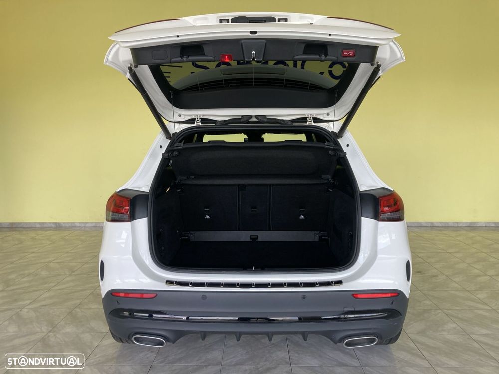 Mercedes-Benz GLA 180 d AMG Line - 24