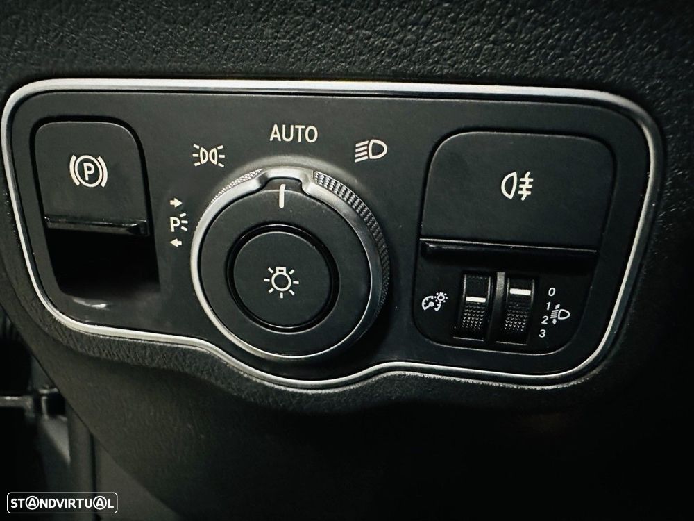 Mercedes-Benz GLA 250 e Progressive - 22