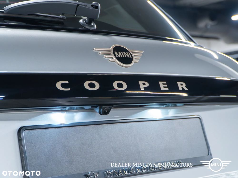 MINI Cooper C Essential Trim - 13