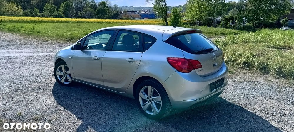 Opel Astra 1.4 Selection - 15