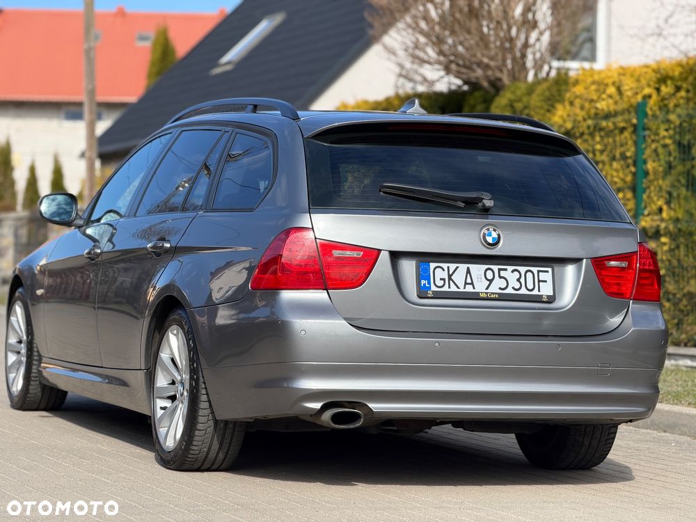 BMW Seria 3 320d - 8