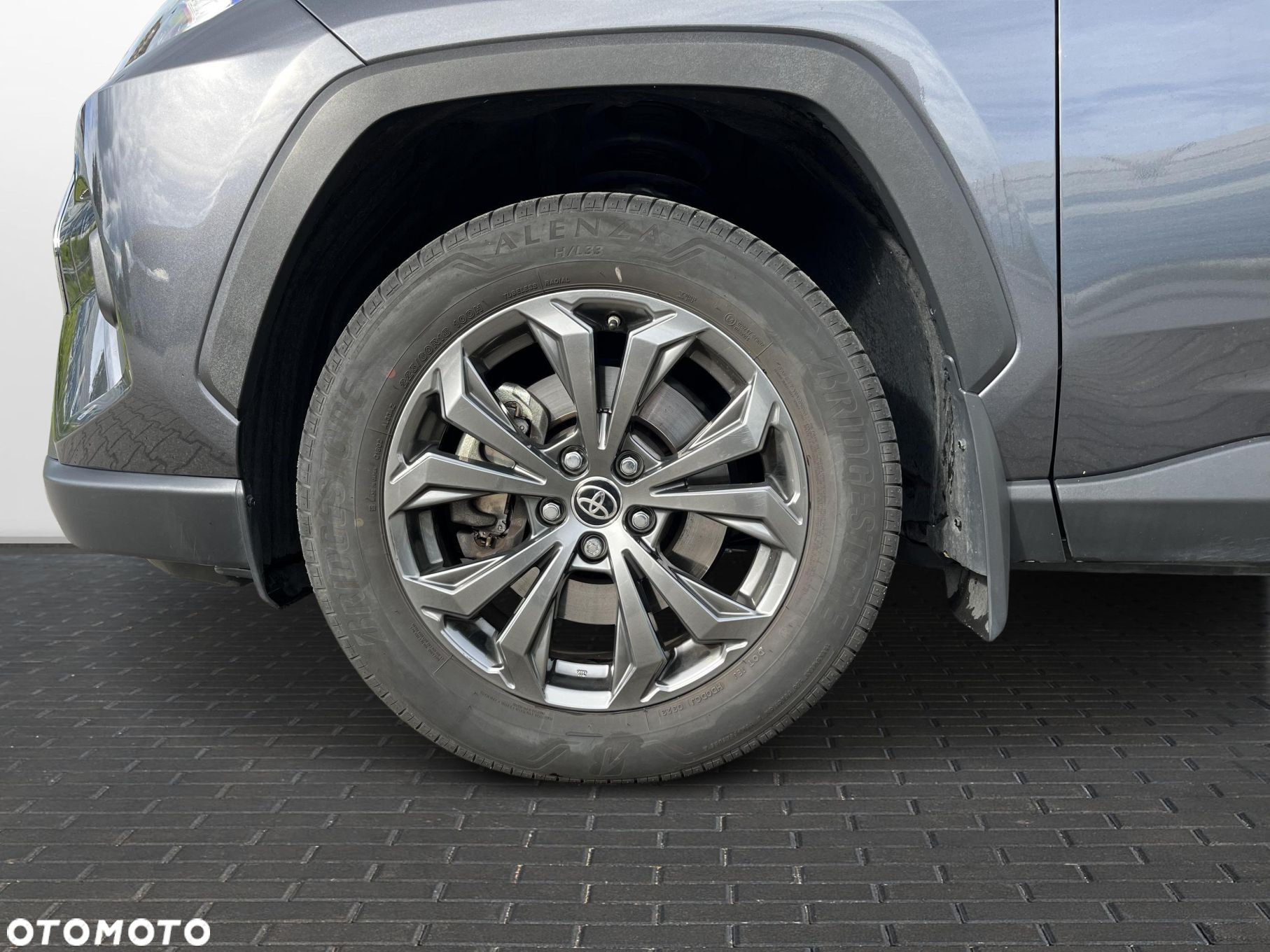 Toyota RAV4 - 19