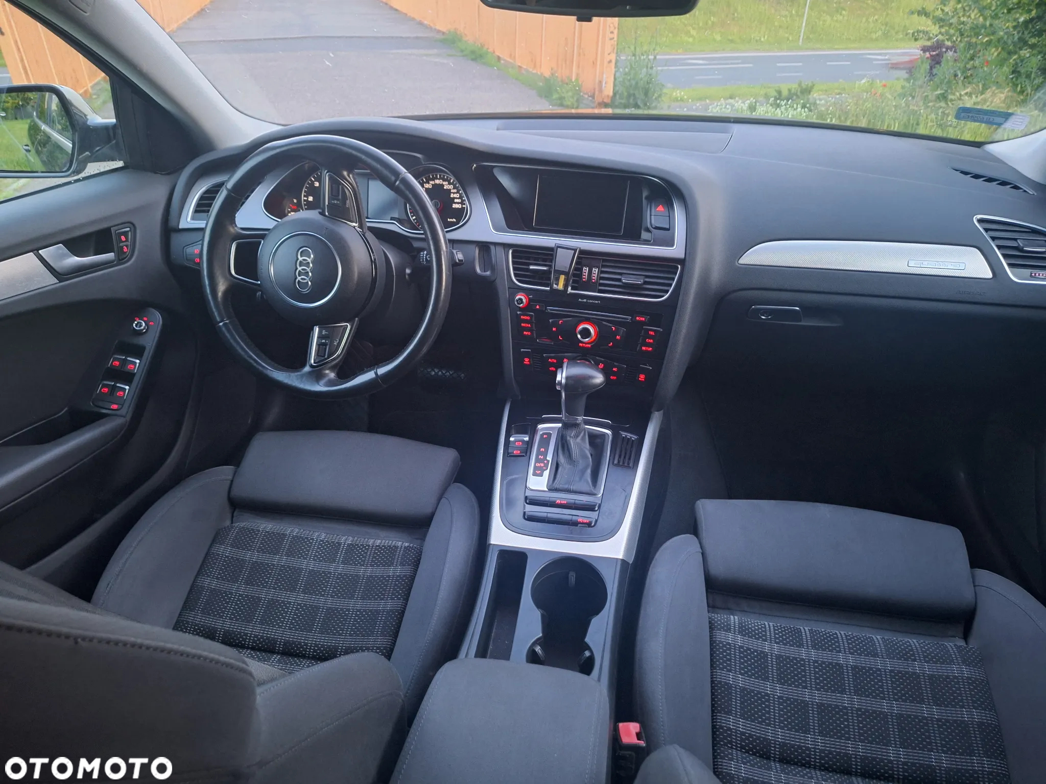 Audi A4 2.0 TDI Quattro Line S tronic - 7