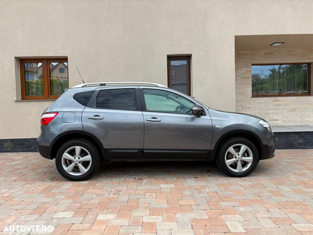 Nissan Qashqai 1.5 DCI TEKNA - 2