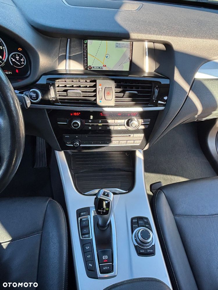 BMW X3 xDrive20d - 11